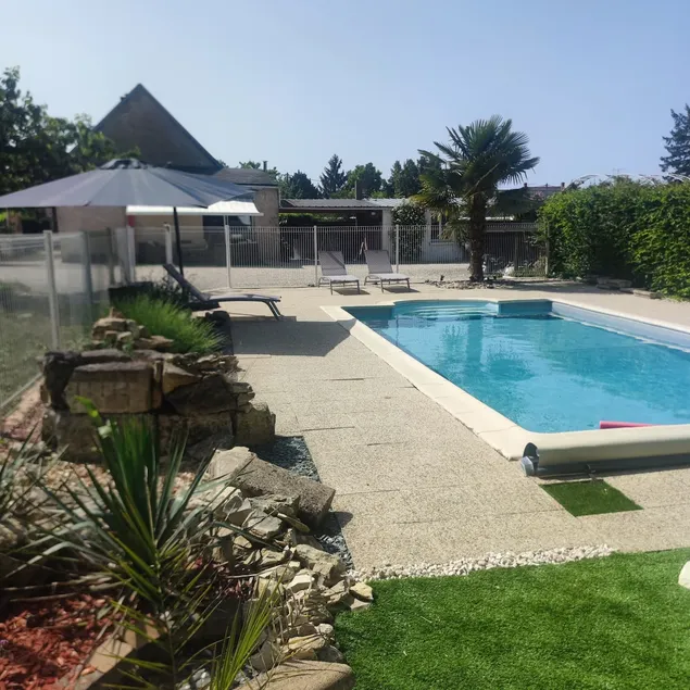 Studio with private terrace, swimming pool, and spa - Image 1