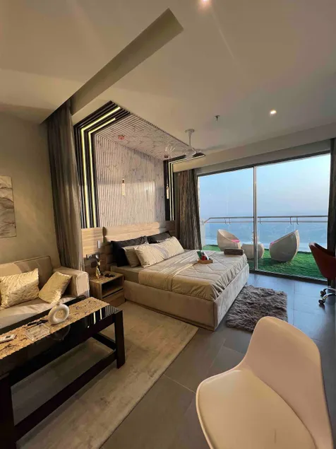 The WhiteRock - 41st Floor River view - Image 1