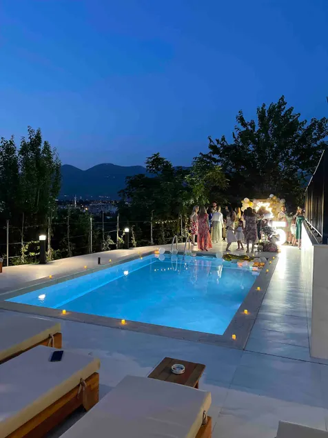 Cheerful 5 bedroom villa with private pool - Image 1