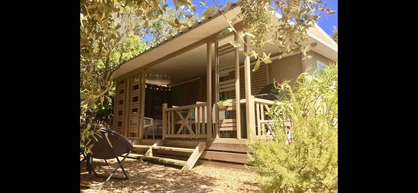 Comfortable cottage, close to the beaches. - Image 1