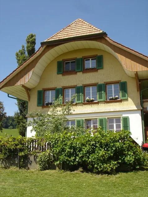 Sunny attic apartment in the Emmental - Image 1