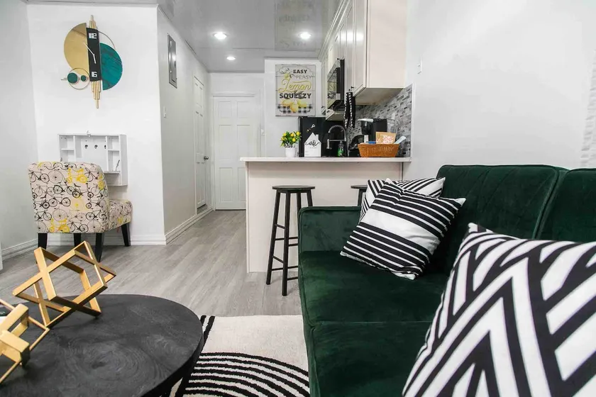 Bernard’s Luxury Suites- 1 Bedroom - Image 1