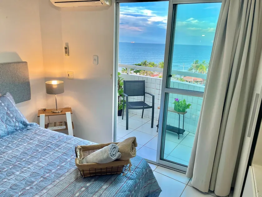 Sea View with Art and Style - Image 1