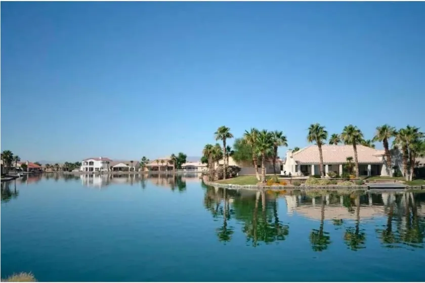Gorgeous 5-Star Home on the Lake, near Laughlin/Bullhead Casinos & Lake Mohave - Image 1
