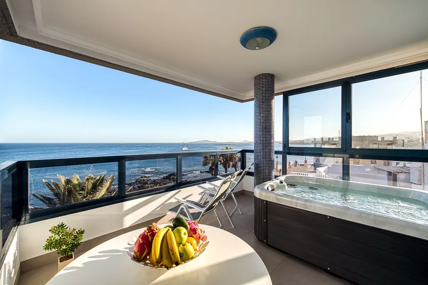 Pier31.Third Floor.Terrace & Sea View´s Apartment - Image 1