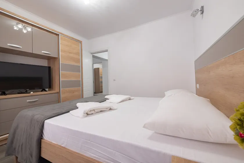 Luxury Ultracentral - Image 1