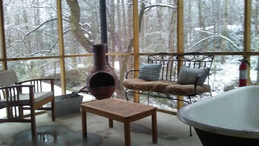 The Shanty~Hot Tub~8 Miles to City of Asheville NC - Image 1