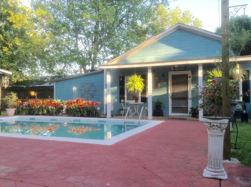 The Blue Moon Bungalow-an oasis from daily life. - Image 1