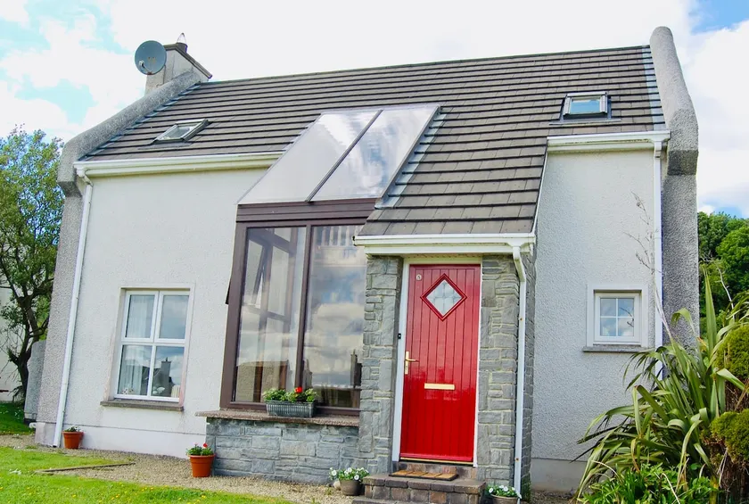 Blue Flag Cottage - Image 1