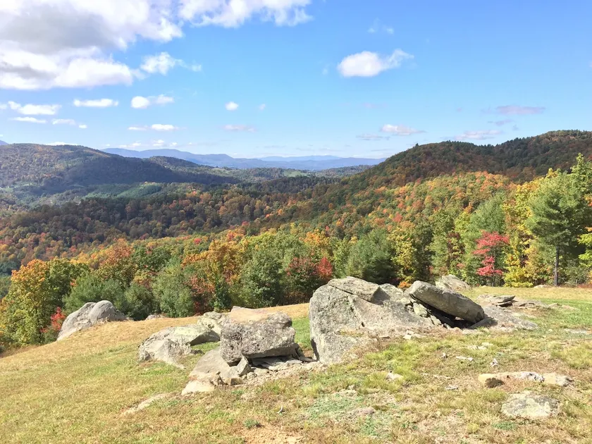 Secluded Blue Ridge Mountaintop Getaway - Image 1