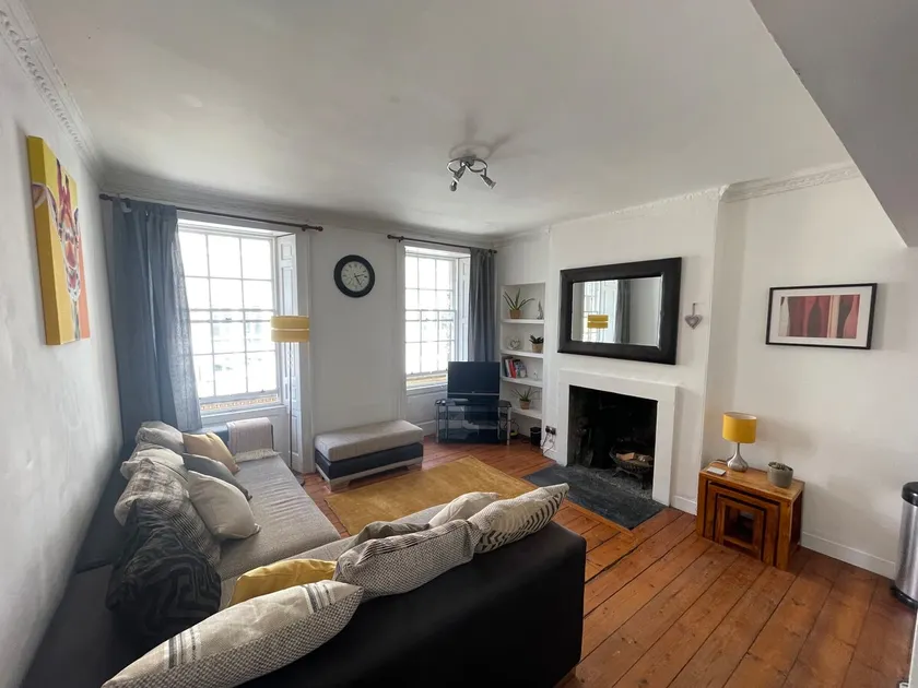 Lovely 2 bedroom flat in the heart of the city - Image 1
