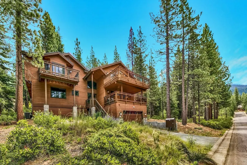 Rimrock Luxury Mansion 10 minutes de Heavenly 6 chambres 4 salles de bain - Image 1