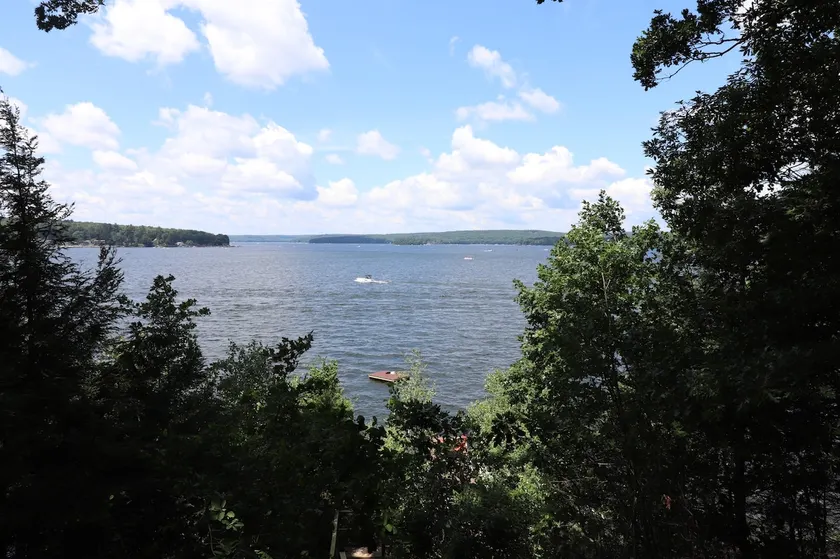Poconos Lakefront Best View Lake Wallenpaupack⛷ - Image 1