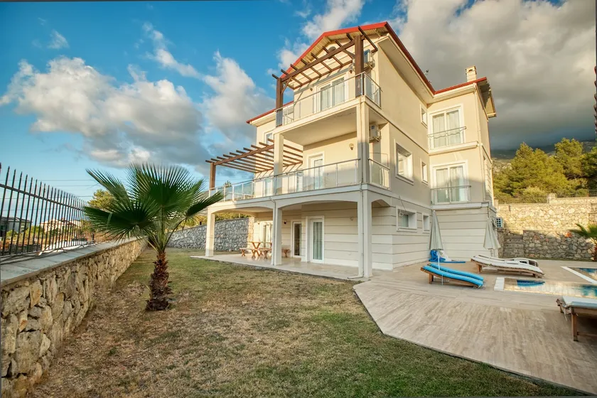 Villa Ciara - Image 1