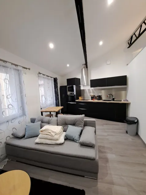 studio - Image 1