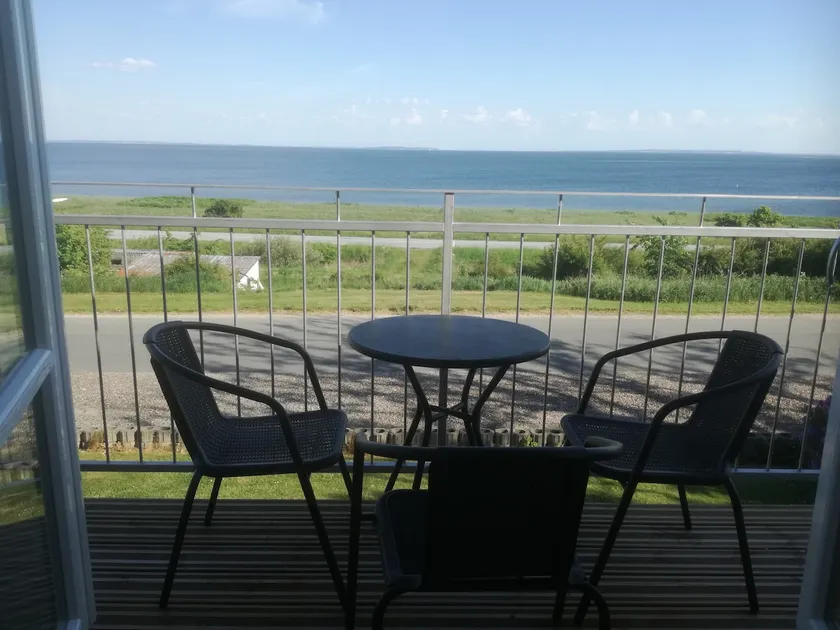 Apartment by Limfjorden. - Image 1