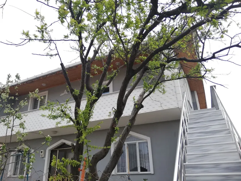 Reis ev hostel 1+1 apartment 2 - Image 1