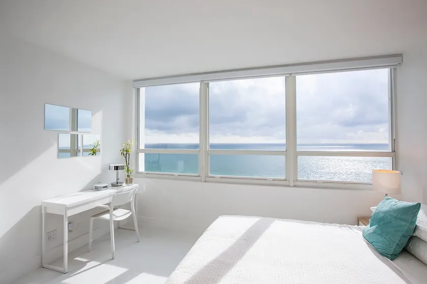 New 12th Floor Beachfront 180º Oceanview Apartment - Image 1
