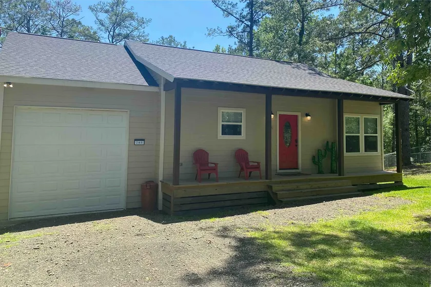 Red Door Cottage - Image 1