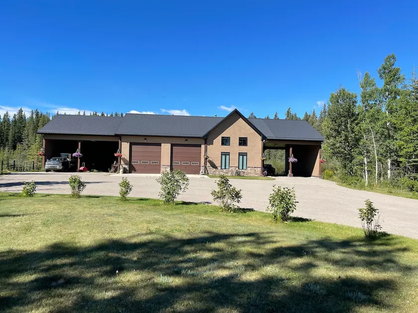 Classy, Rustic, Relaxing. Private home on acreage. - Image 1