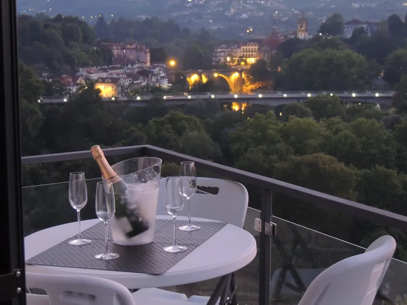 Amarante Apartment - São Gonçalo Views - Image 1