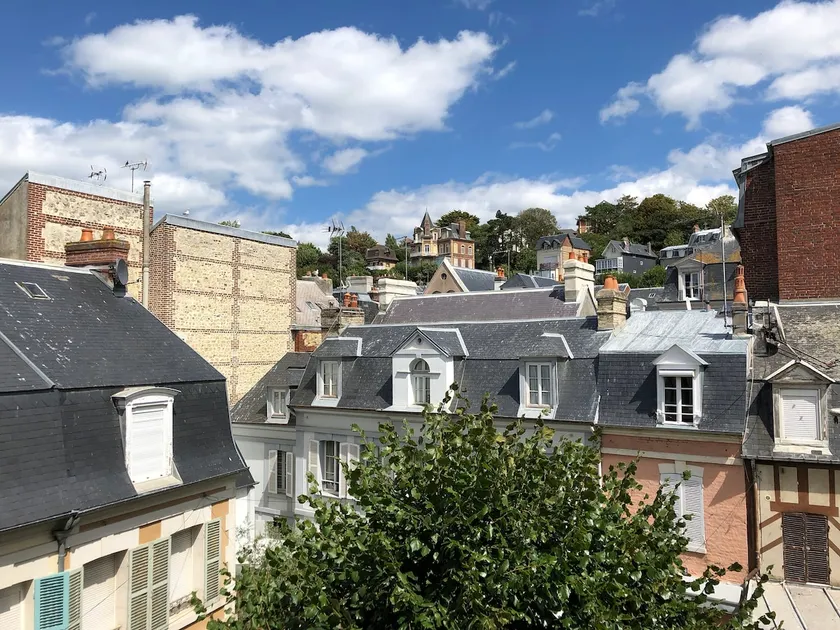 2 pièces- rue piétonne Trouville -Le petit juliana - Image 1