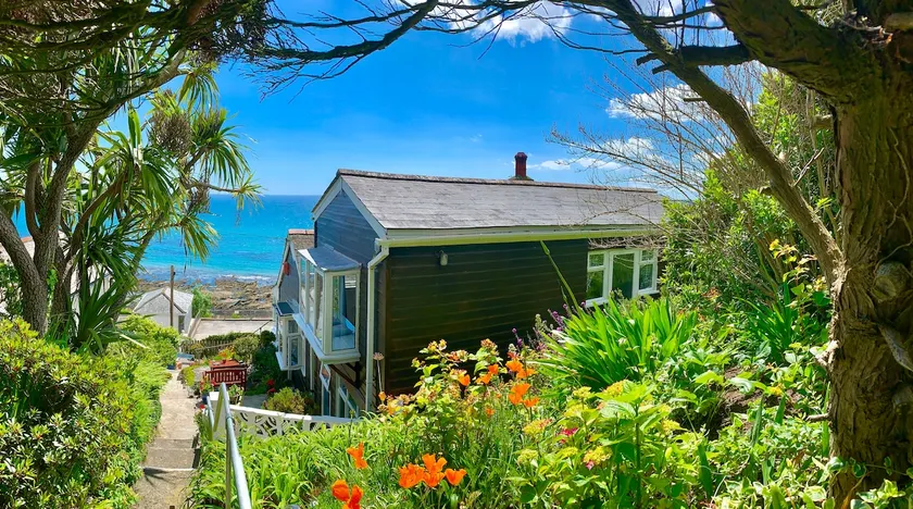 Ridney Sea View - Image 1