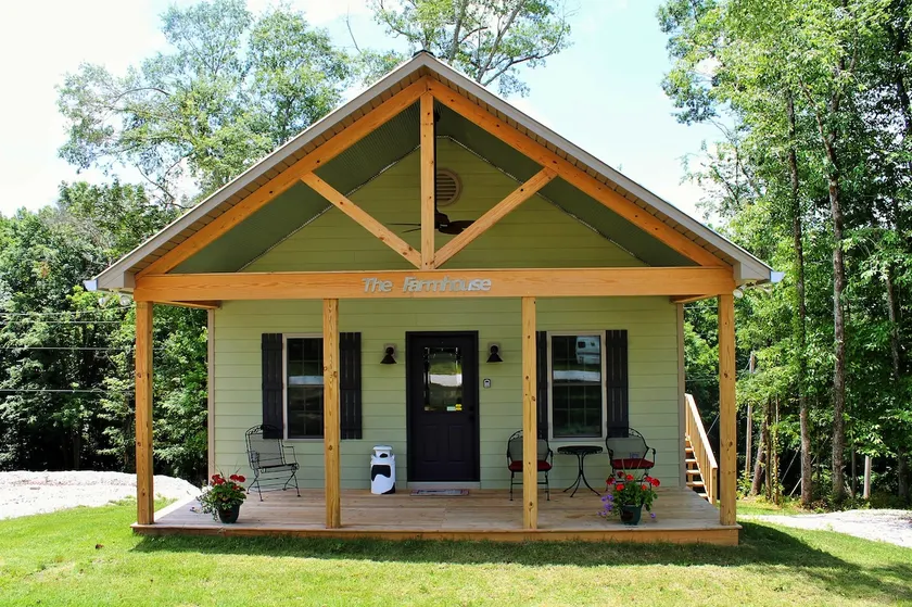 The Farmhouse at Second Creek - Image 1