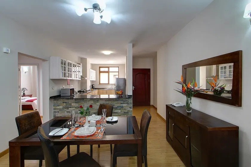 Modern apartment in Westlands concierge pool & gym - Image 1