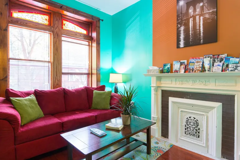 Gorgeous Brooklyn Brownstone Flat, Great Location! - Image 1