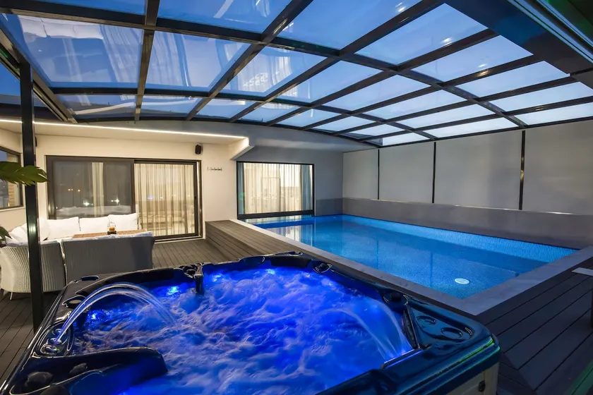 Zambelis Athens Penthouse Spa - Image 1