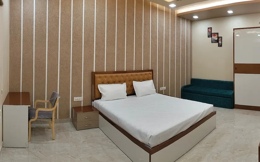 Pakhi's Homestay - Beautiful & Luxury Apartment - Image 1