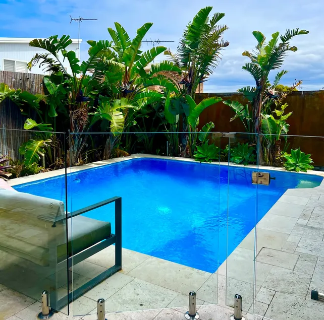 Stunning 3 br home near beach with pool and sauna - Image 1