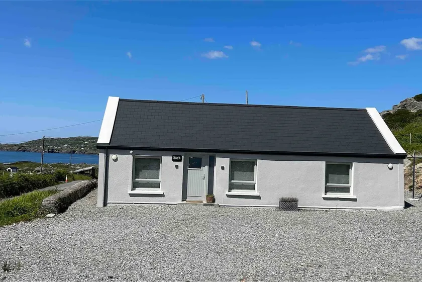 Mary’s Seaview Clifden - Image 1