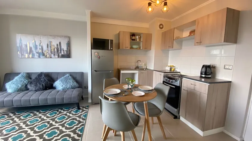 Beautiful apartment with parking - Image 1