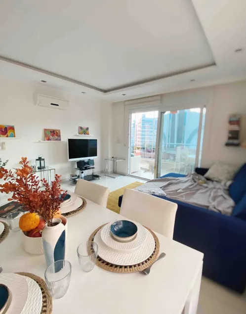 Hygge flat with heated floors & sunny balcony! - Image 1
