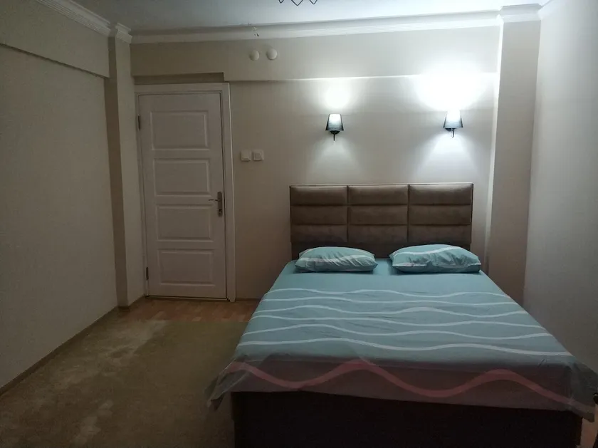 AIR-CONDITIONED AFFORDABLE ENTIRE HOUSE /Free airport shuttle - Image 1