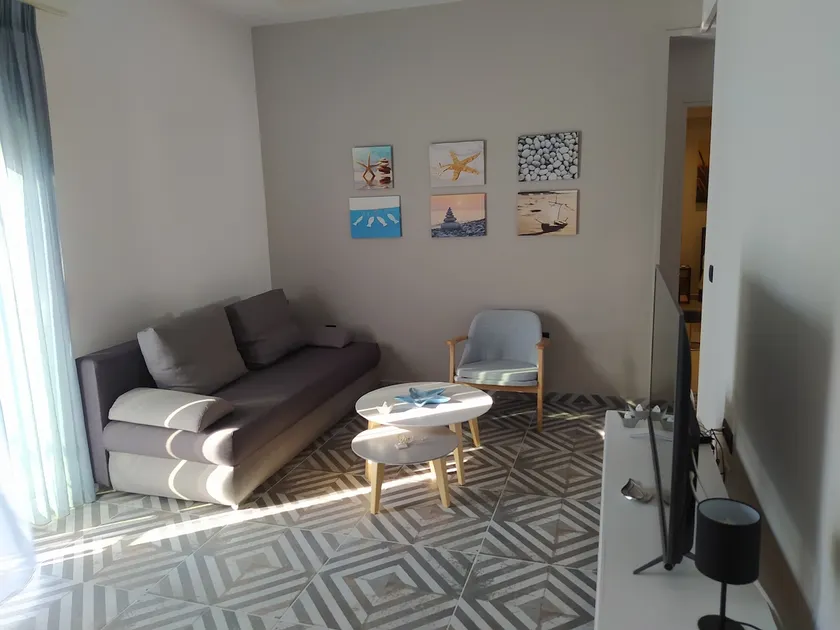 F & P apartment - Image 1