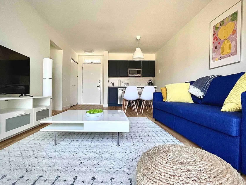 Exquisite beach resort condo on lake Michigan - Image 1