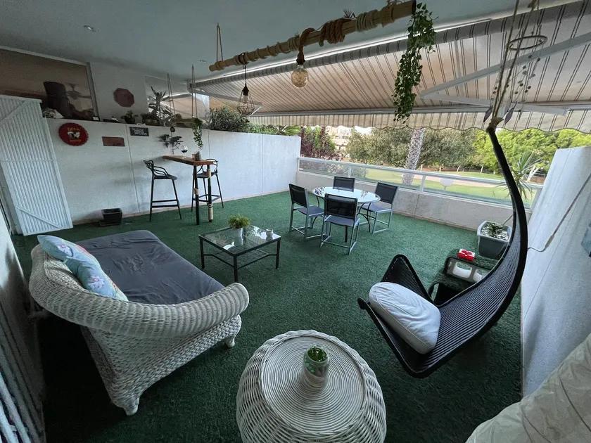 Large relaxed terrace, golf views - Image 1