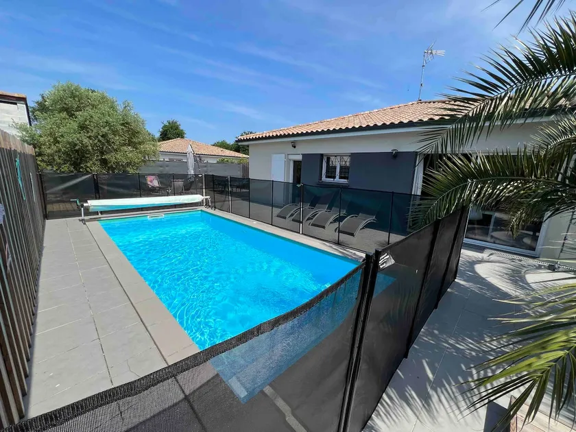 Air conditioning, Heated pool, Pétanque, Quiet - Image 1