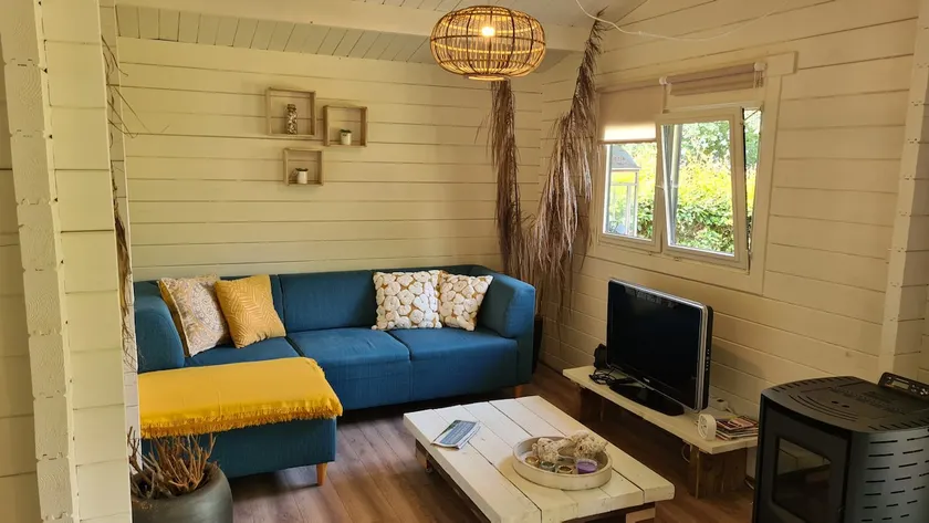 ”Casa Ibiza” is vacation in Drenthe - Image 1