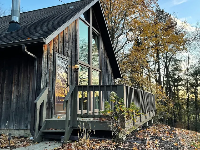 The Chalet with Hot Tub - Image 1