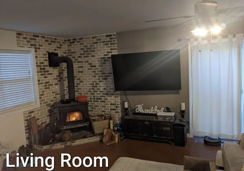 Spacious Single Family Home - Image 1