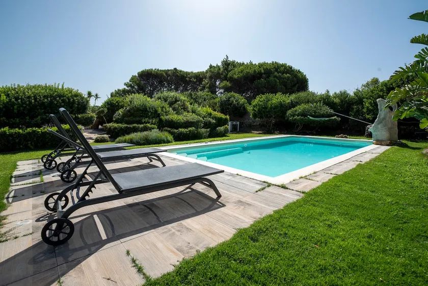 Villa with private pool near the beach - Image 1