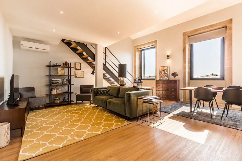 Metro Loft - Image 1