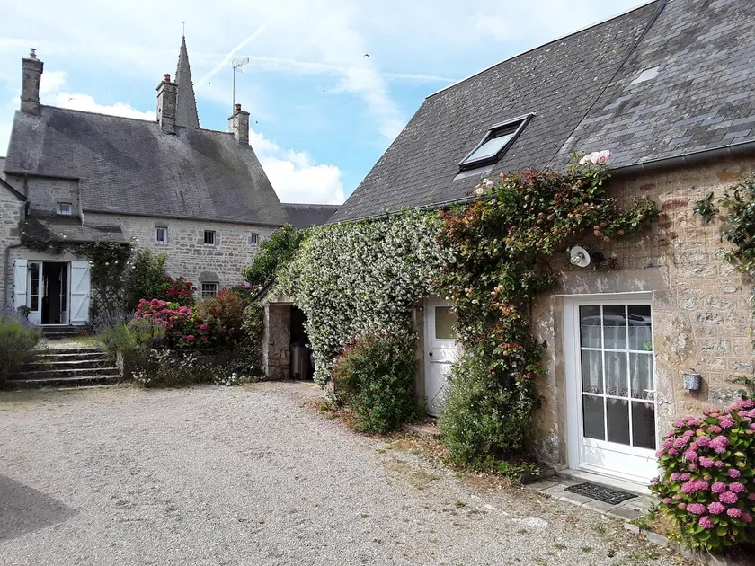Cottage between landing beaches & marsh - Image 1