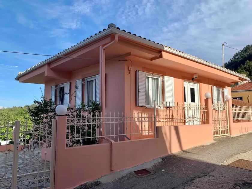 Beautiful Villa in Mountainous Lefkada - Image 1