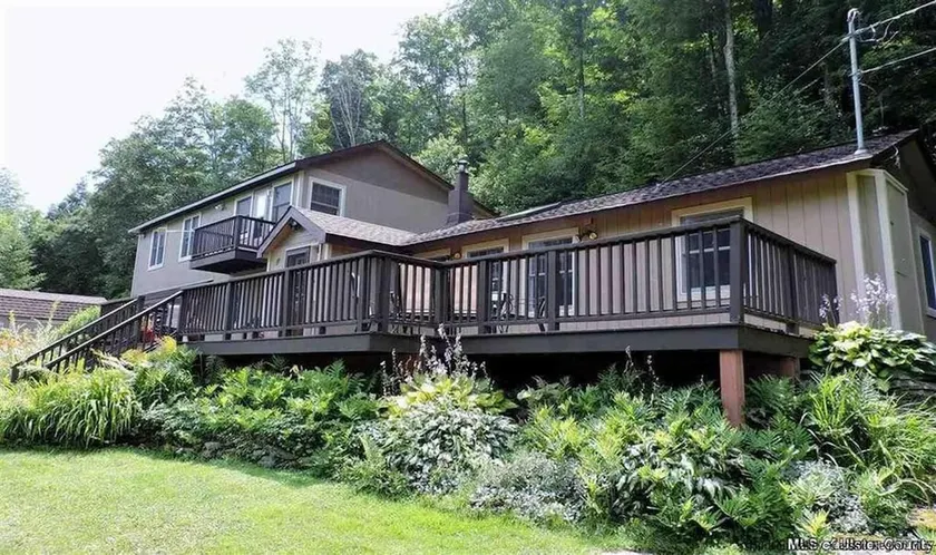 Catskill Mtn Home 4BR/2BA Hot Tub/Game Rm/Fire Pit - Image 1
