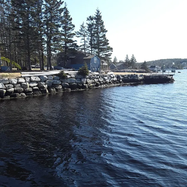 Rosie's Oceanfront Retreat - Image 1
